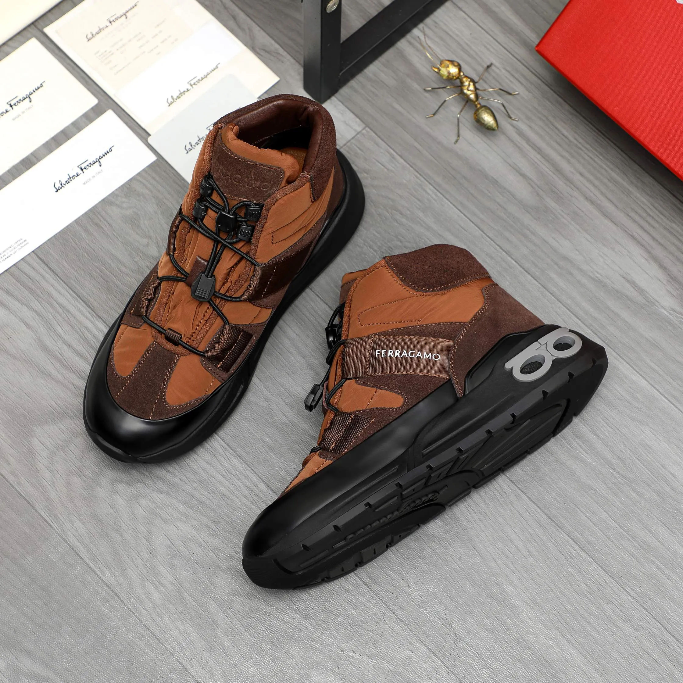 Men's shoes 💰640 Product trademark: Ferragamo "Ferragamo" high-top casual shoes Regular size: 38-46 (45.46 is custom-made and non-returnable) Product materials: Selected frosted cowhide stitching cloth upper, cowhide lining, original outsole